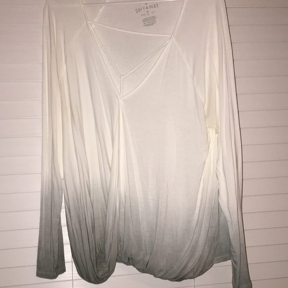 Super cute and comfy top from american eagle